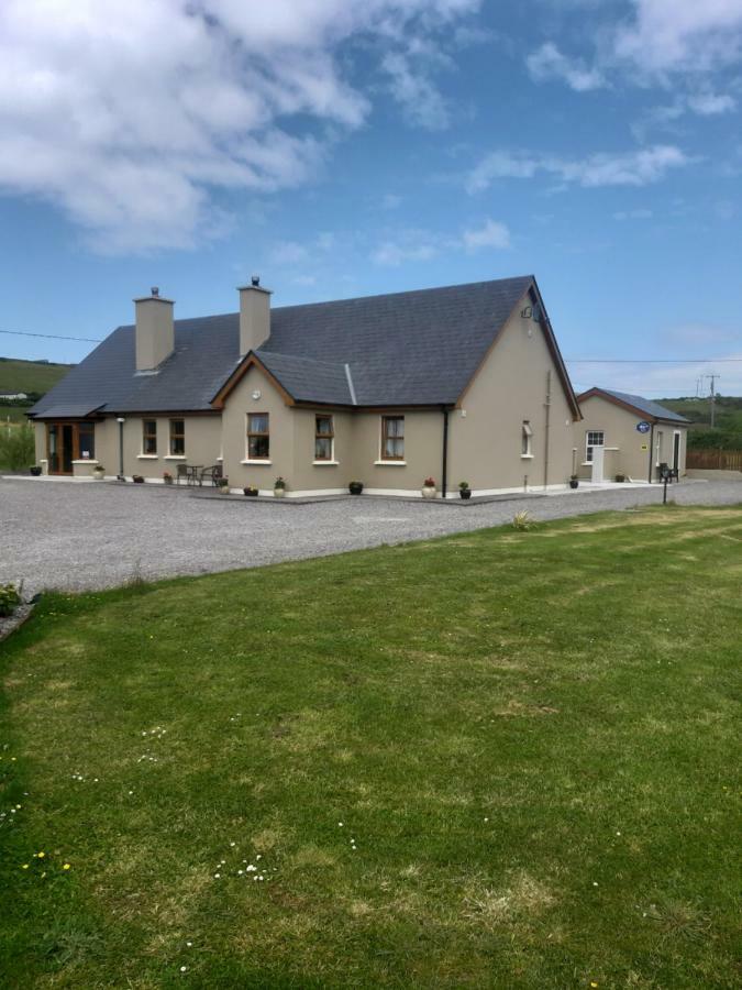 A New U Country Cottage Clynacartan Eksteriør bilde